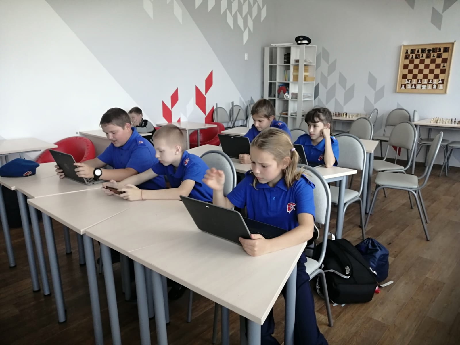 Олимпиада на Учи.ру по информатике. Сентябрь 2024 г.